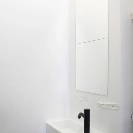 Charming Bright And Spacious Pantin